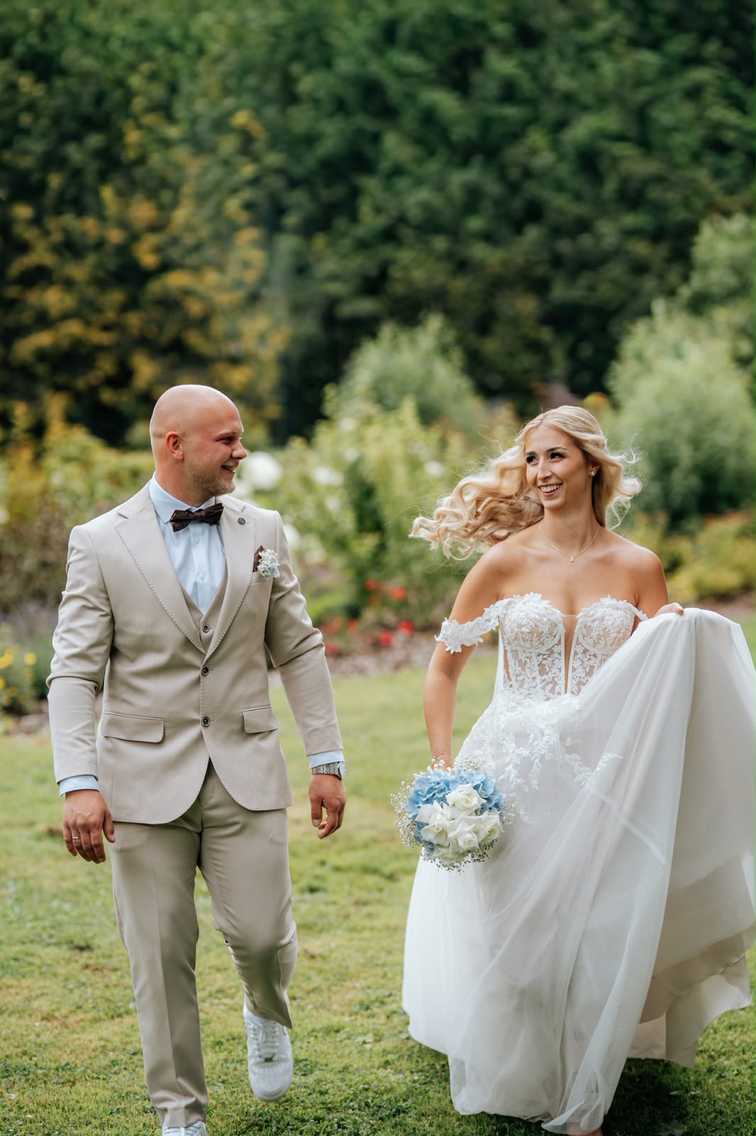 Standesamt Schloss Neuhaus: Hochzeit & Fotospots in Paderborn