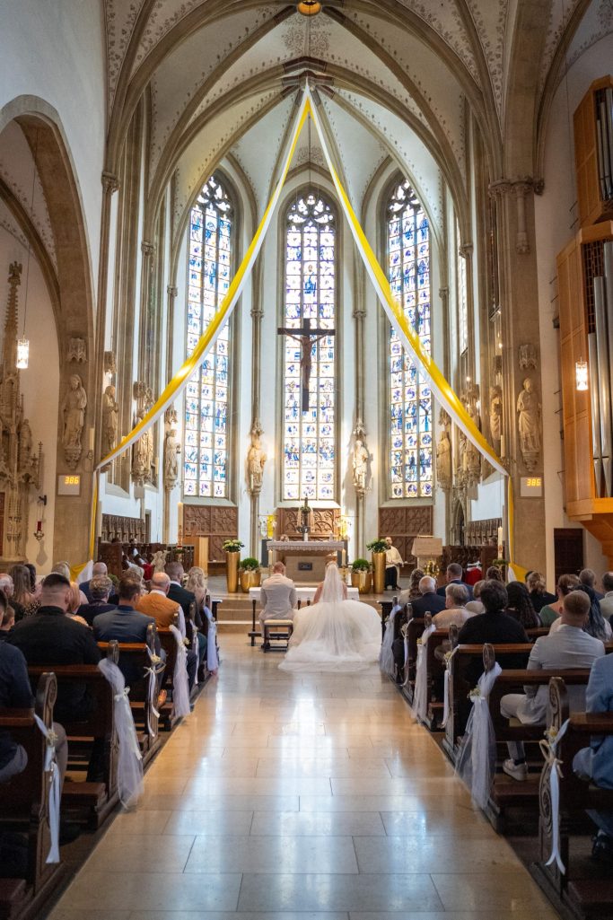 Hochzeitsfotograf Bielefeld kirchliche Trauung Hochzeitszeremonie Kirche